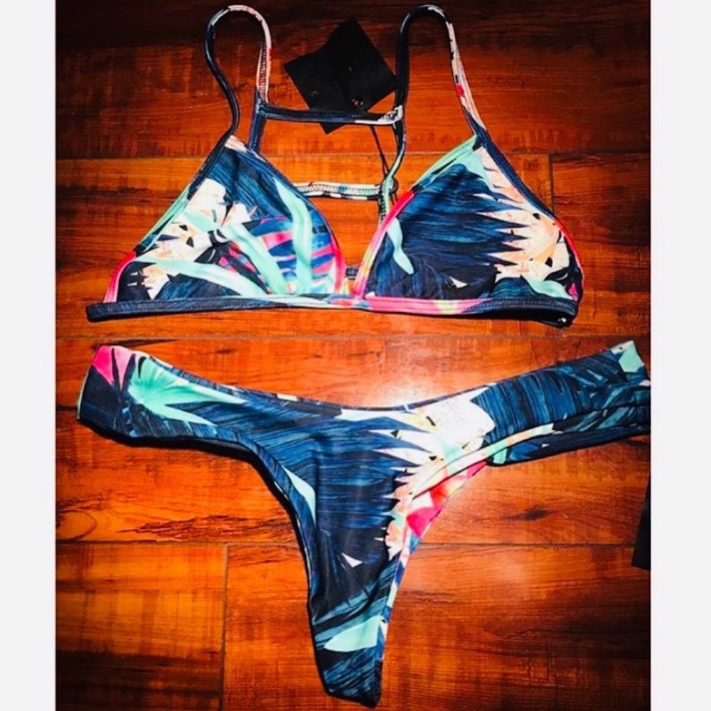 Stone fox swimwear set